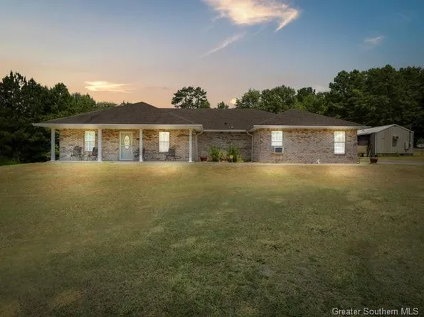 1307 Jeane Chapel Rd, Leesville, LA 71446