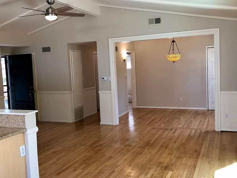 4717 Greenbrier Ave — Photo 10
