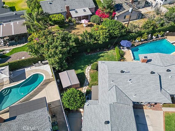 4th image of 5022 N Kidder Ave