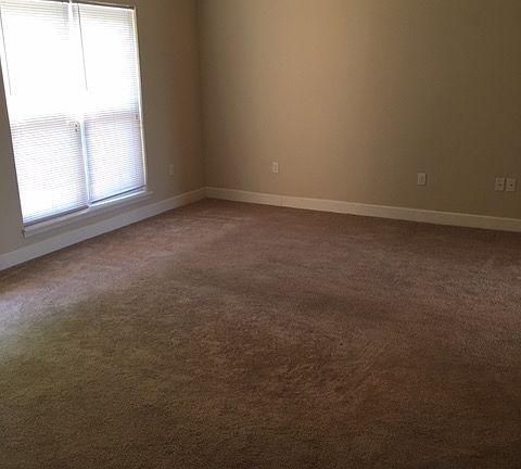 5th image of 503 Arbor Lake Dr