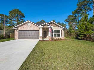 1588 Hollow Point Dr, Cantonment, FL 32533