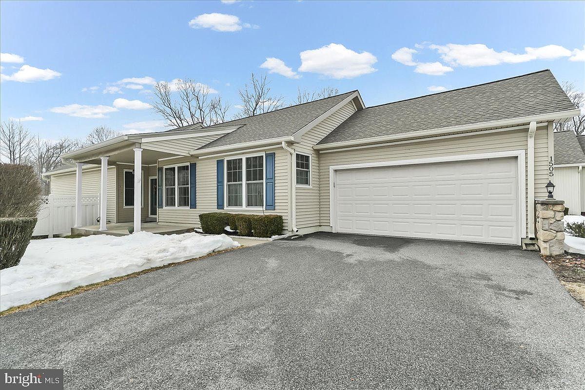 ■ちゅん■ 1505 N Hunting Horn Turn, Glen Mills, PA 19342 | Zillow