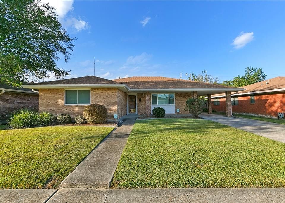 1st image of 1909 Green Oak Dr