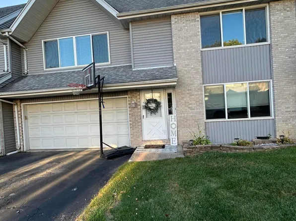 740 Newcastle Dr #B, Schererville, IN 46375