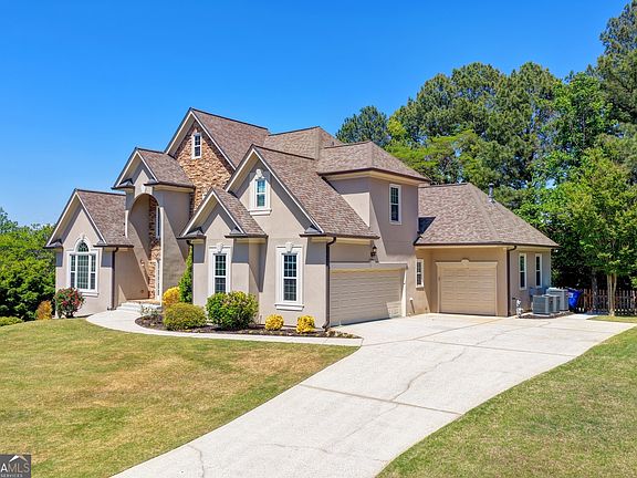 3rd image of 1173 Forest Crest Ct