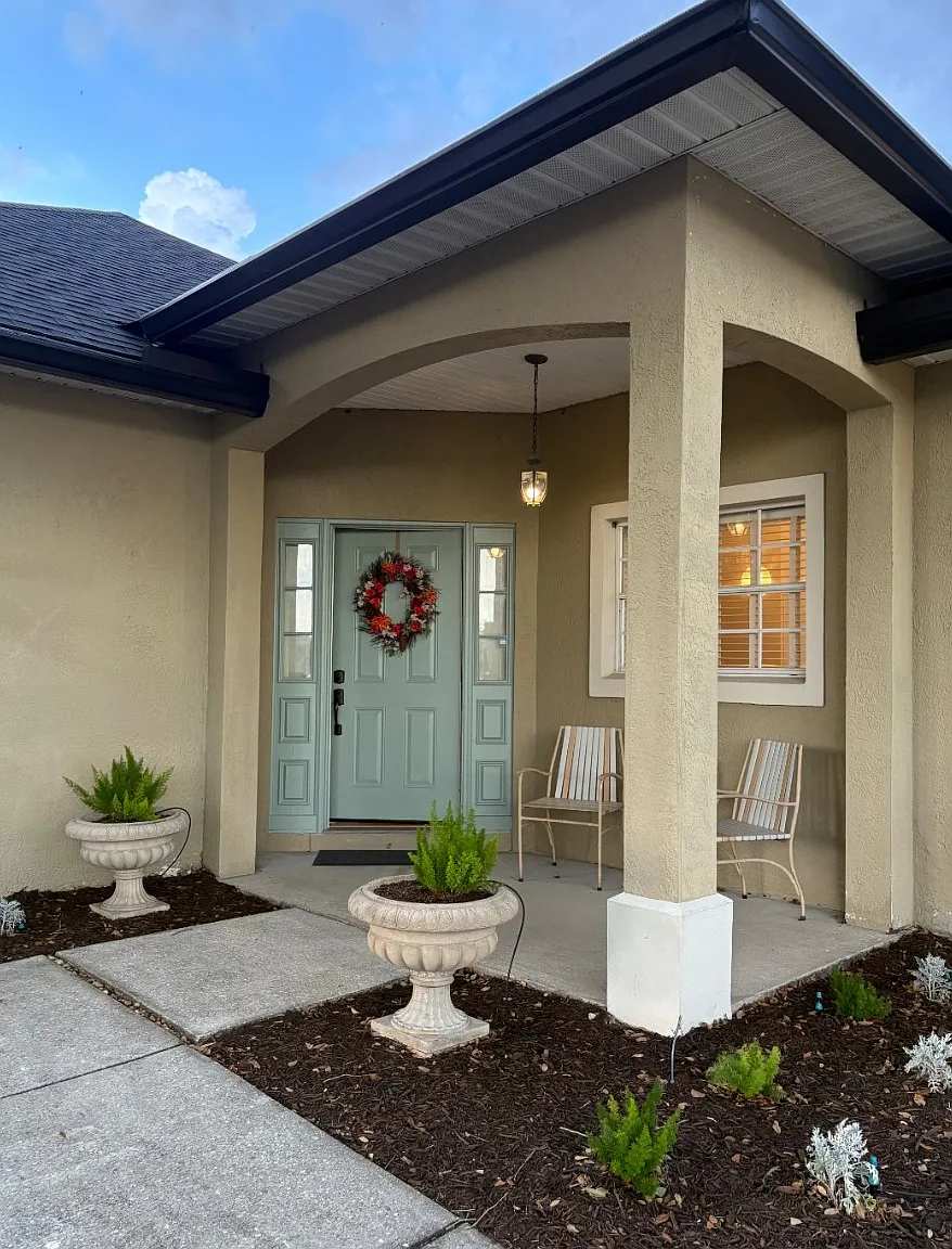 3 bed, 1597 sqft, $2,750 — Photo 2