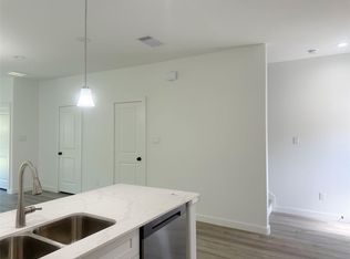 7813 Hirsch Rd, Houston, TX 77016