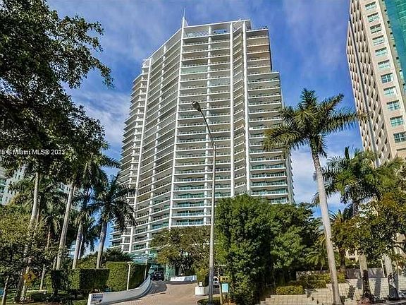 3rd image of 2627 Bayshore Dr APT 1107
