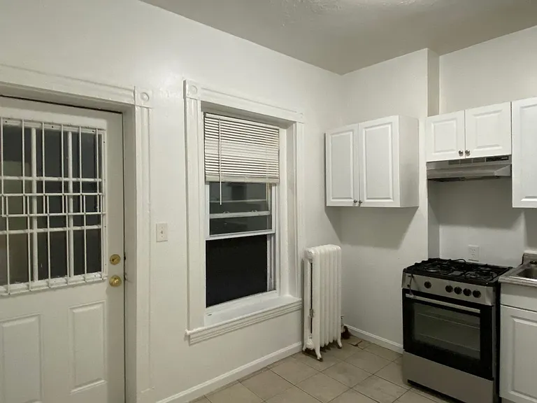 75 Brighton Ave #3C — Photo 51