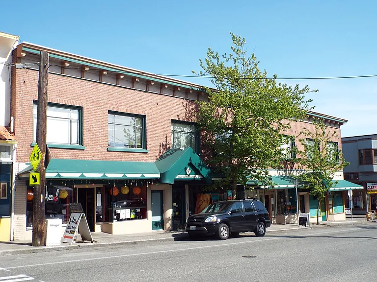 Fremont Apartments - Located on Fremont Ave — Photo 33