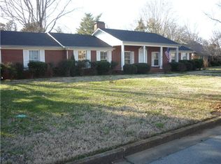 1203 Scottland Dr, Murfreesboro, TN 37130