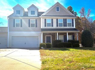 7031 Friar Tuck Ln, Charlotte, NC 28227