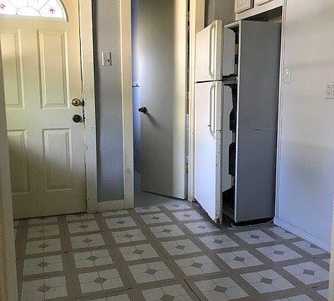 4th image of 2828 Sheffield St