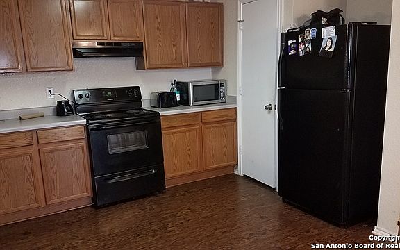 5th image of 407 Allendale Oak