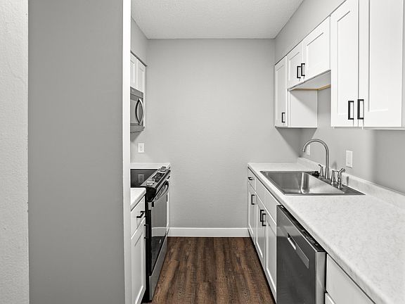 4th image of 431 5th Ave E APT 1