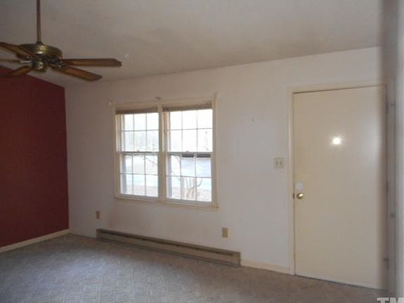 3rd image of 500 Laurel Dr