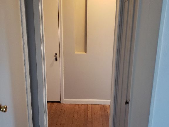 2nd image of 2579 Woodbine Dr