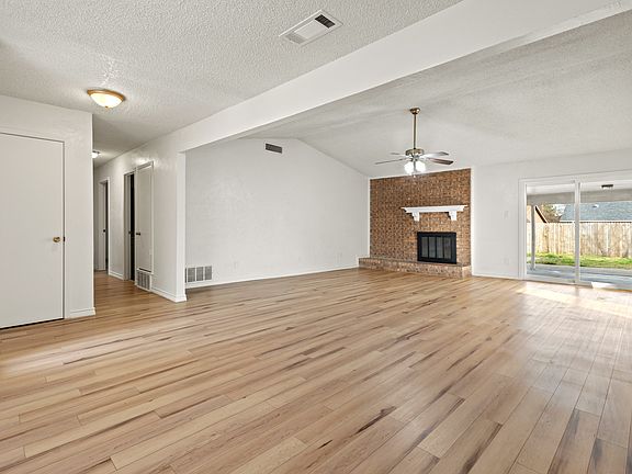 4th image of 643 Abilene Dr