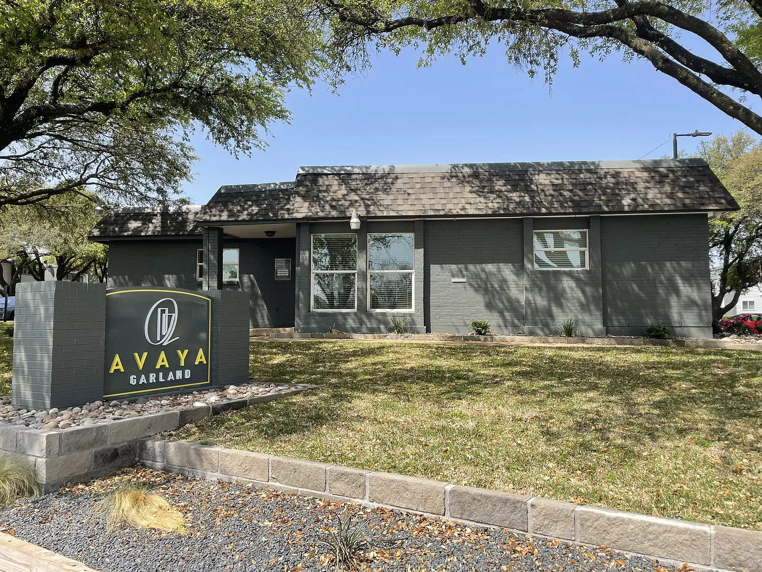 Avaya Garland Apartments — Photo 2