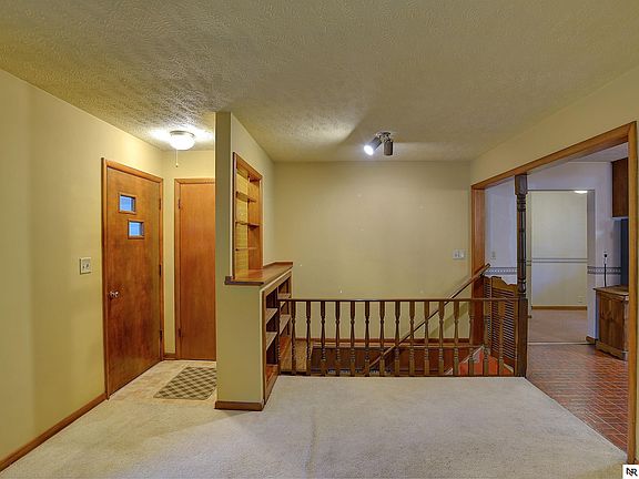3rd image of 630 W Ellsworth St