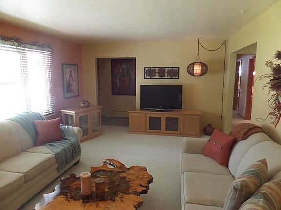 4th image of 1327 N 27th St