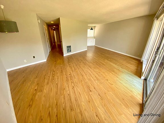 4th image of 270 Wayne Ave #102