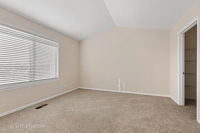 1537 Westminster Dr #107 — Photo 9