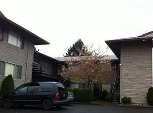 9031 SE Stark St, Portland, OR 97216