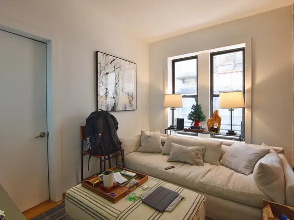 72 Thompson Street image 1 of 8