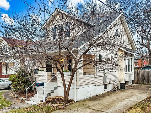 3rd image of 327 W Kenwood Way
