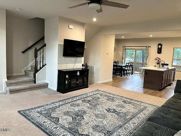 5th image of 962 Channing Park Cir