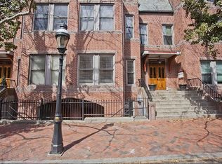 30 Mattoon St, Springfield, MA 01105