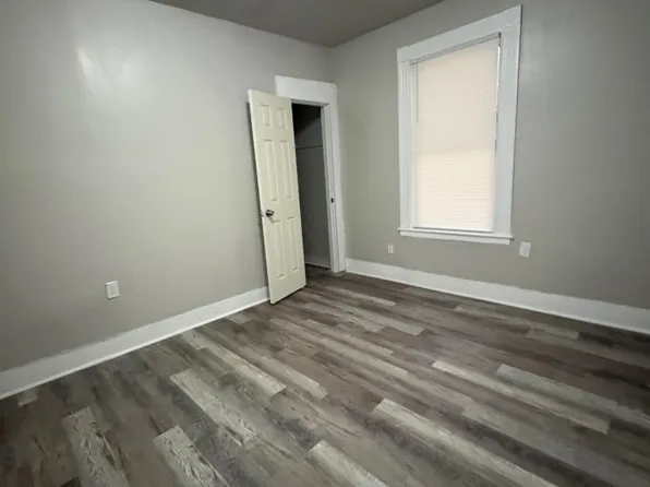 259 Grove St Unit 2, Waterbury, CT 06710