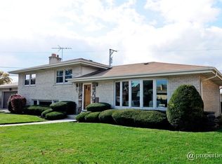 4522 N Potawatomie Ave, Chicago, IL 60656