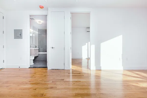 Rented by Nooklyn NYC LLC | media 10