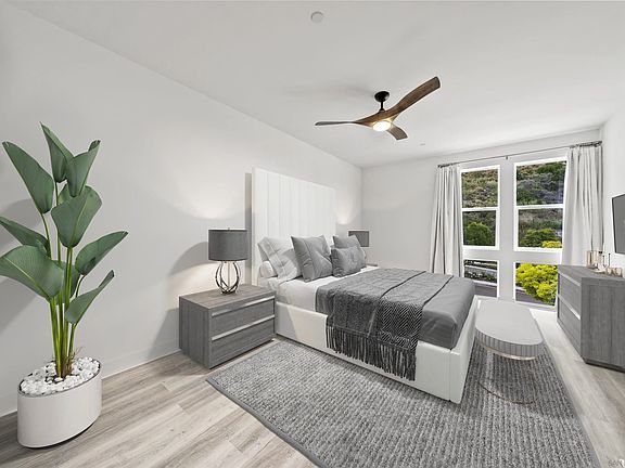 4th image of 2922 Calle Avella