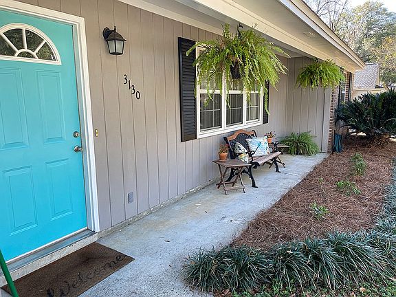 5th image of 3130 Wood Hill Dr