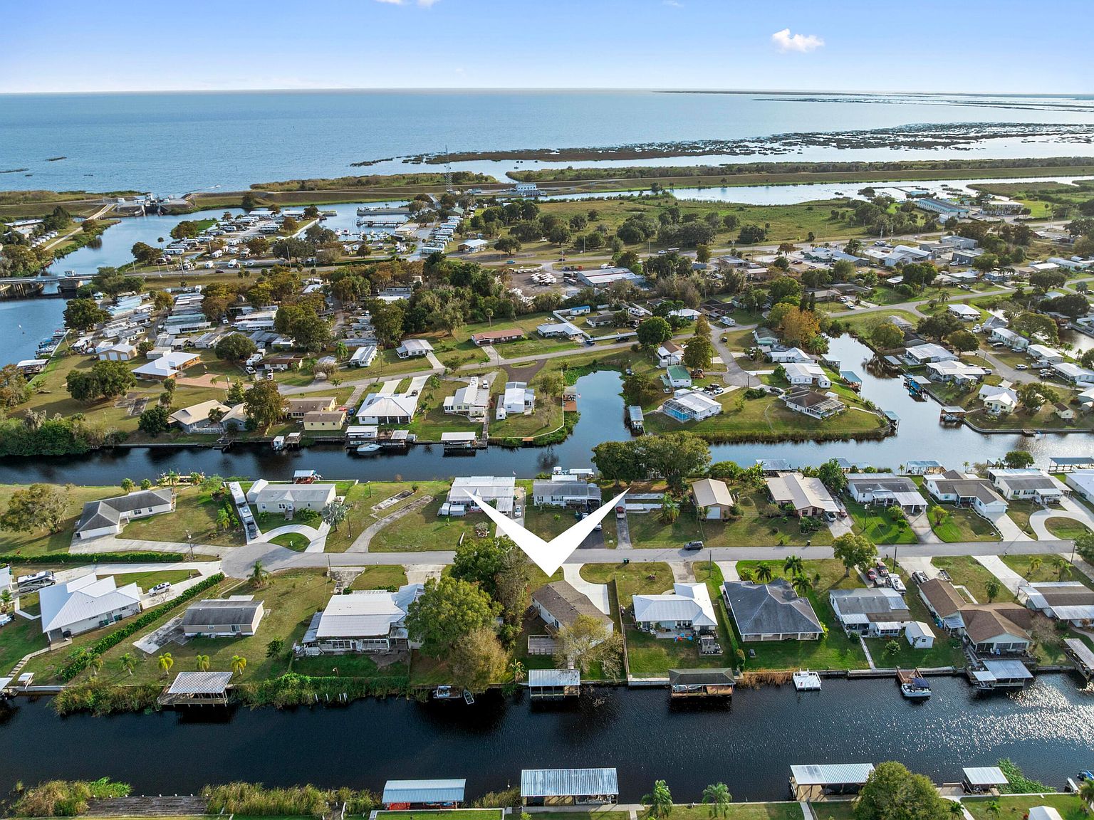 2603 SE 34th Lane, Okeechobee, FL 34974 | MLS #R11164270 | Zillow