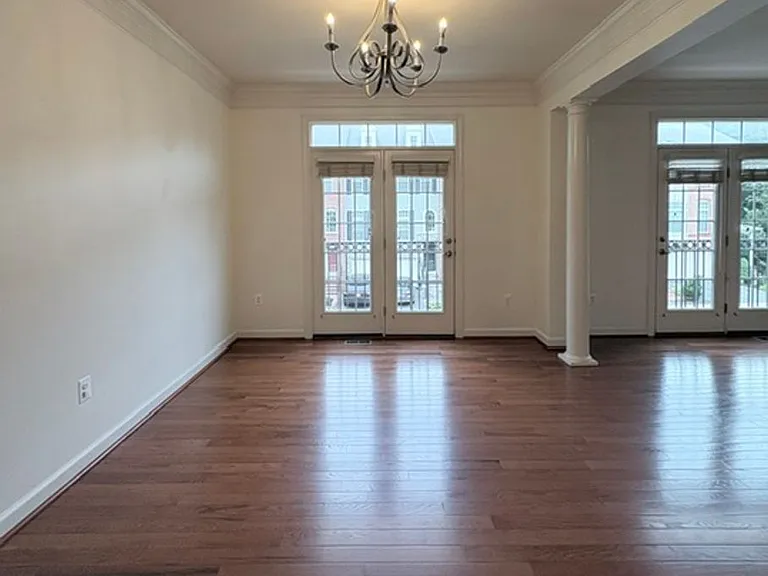 121 Autumn View Dr — Photo 38