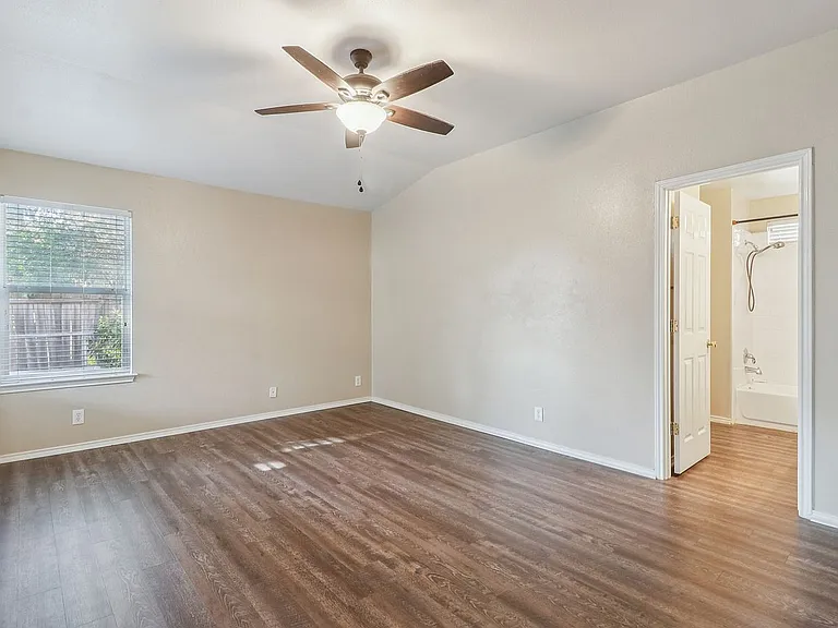 4119 Chinkapin Oak — Photo 11