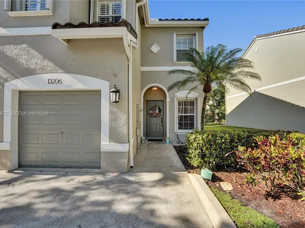 13206 NW 7th Pl, Plantation, FL 33325