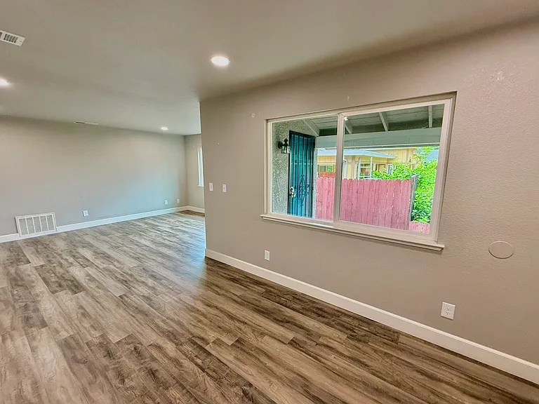 5026 Venuto Way #5026 — Photo 4