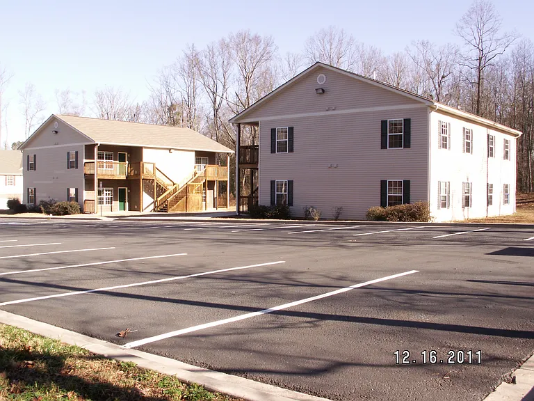 7400 Courtyard Dr #7400 — Photo 11