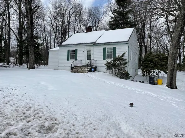 14 Kinney Ave, Mount Pocono, PA 18344