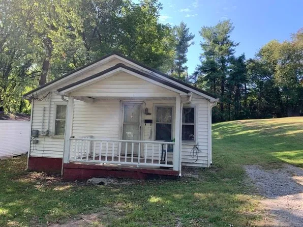 405 Central St, Albany, KY 42602