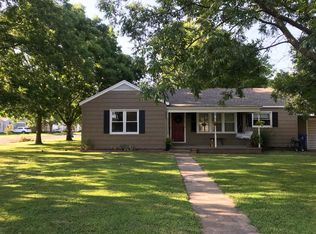230 Circle Dr, Miami, OK 74354