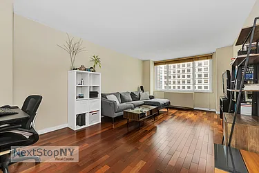 245 East 54th Street, #16C