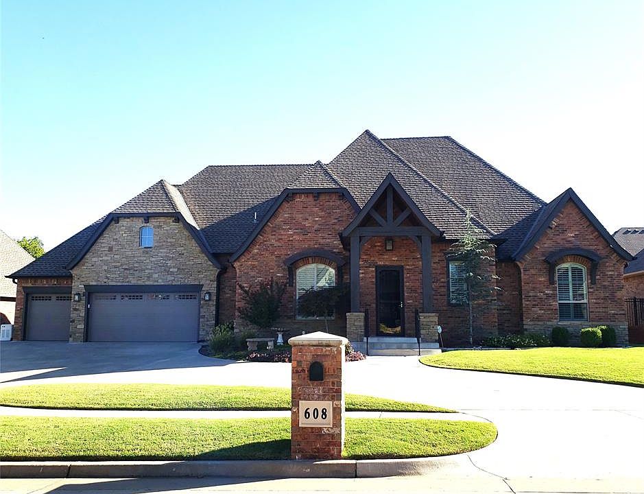 1st image of 608 Beckman Ct