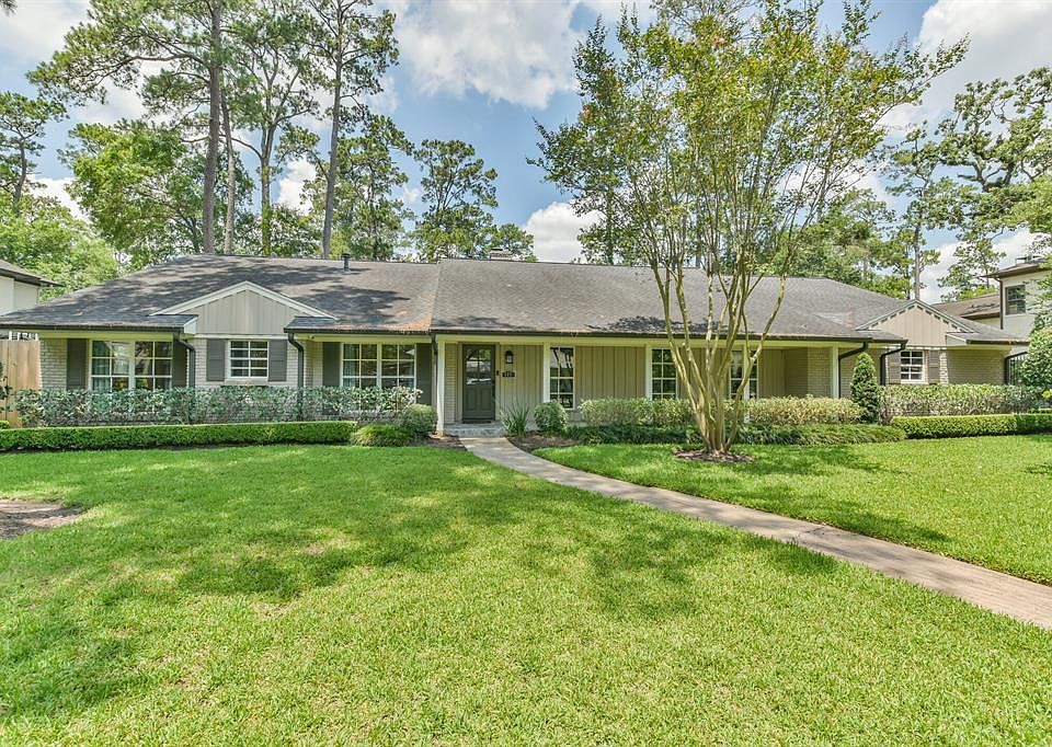 1st image of 327 Chapel Belle Ln