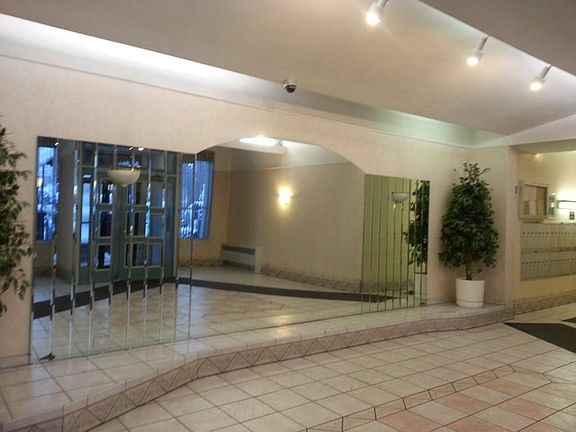 3rd image of 71-11 Yellowstone Blvd #2G